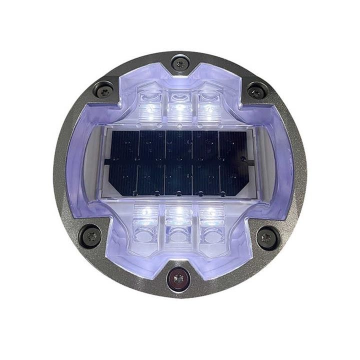 Cahaya Tinggi LED Solar Road Studs 6 Sekrup Bumi Tertanam Solar LED Cat Eye
