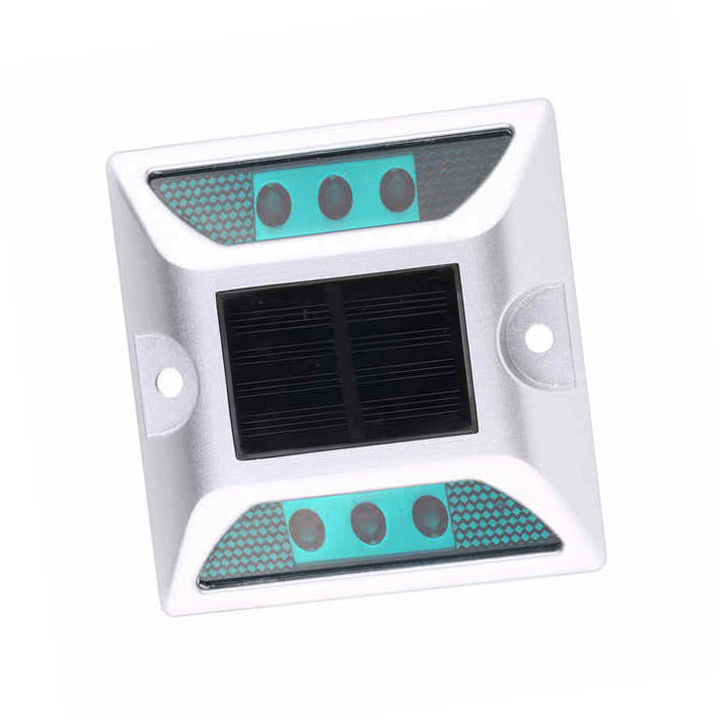 IP68 Waterproof Solar Road Stud Motorway Airport Lampu LED Mata Kucing Reflektif