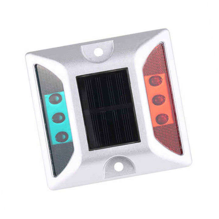 IP68 Waterproof Solar Road Stud Motorway Airport Lampu LED Mata Kucing Reflektif